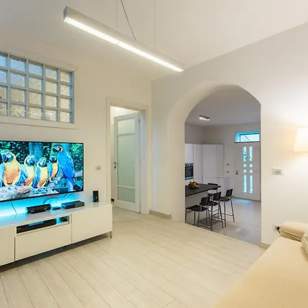 Moderno Grande Comfort Apartamento *