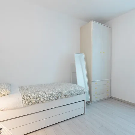 Moderno Grande Comfort شقة كومو